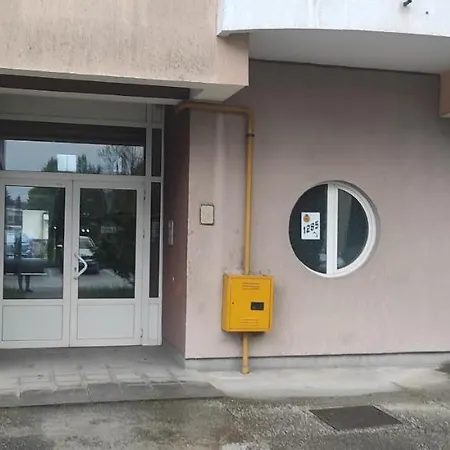 Stan Na Dan Apartman *